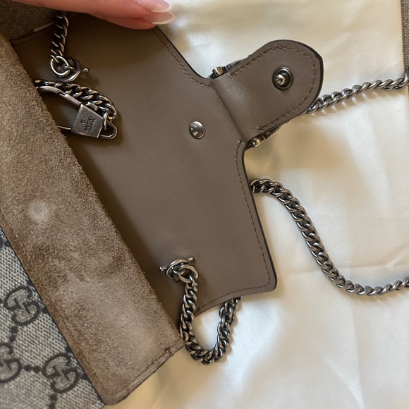 GUCCI DIONYSUS GG SUPREME SUPER MINI (Authentic) - Picture 13 of 16